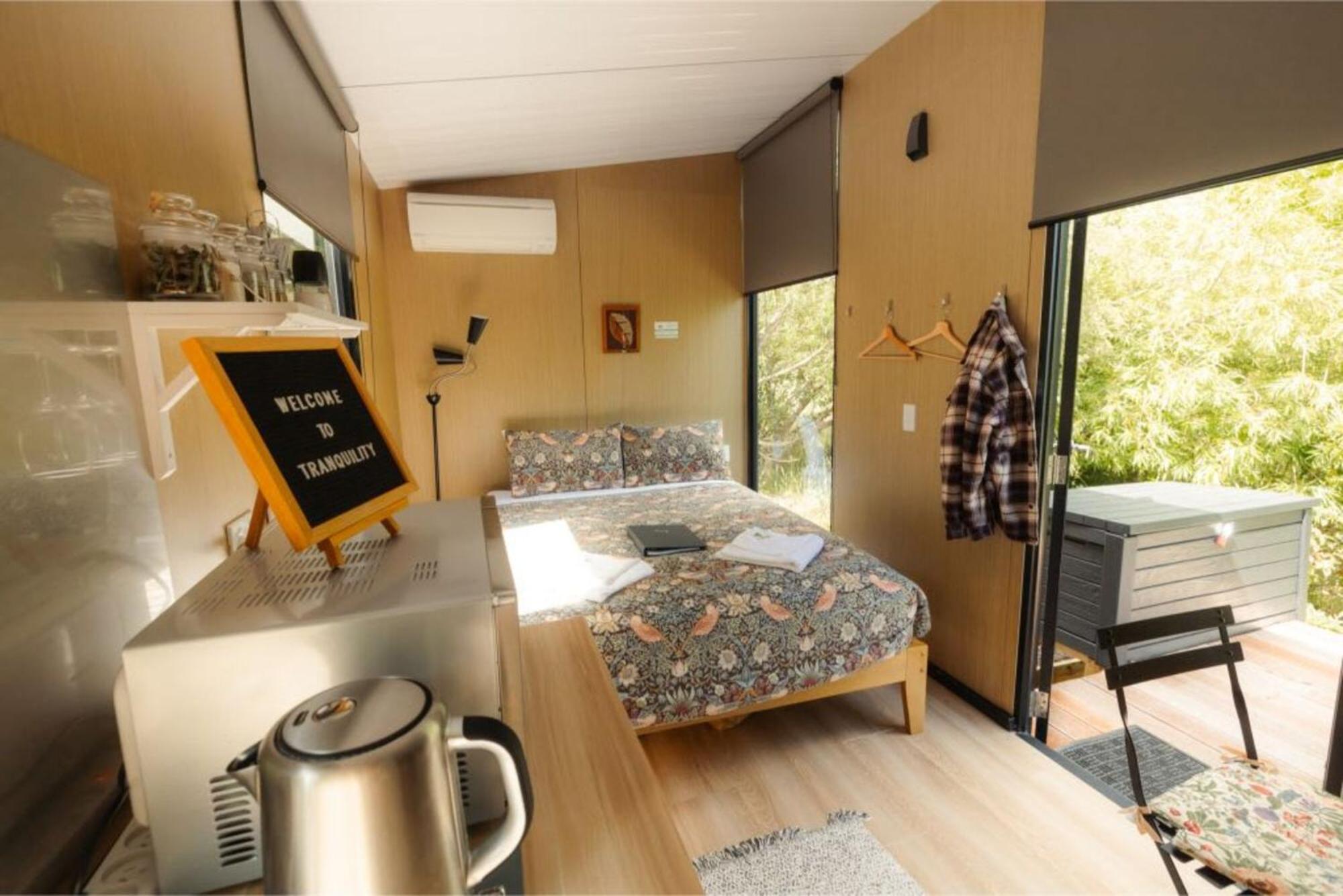 Tranquility Tiny House By Tiny Away Βίλα Owaka Εξωτερικό φωτογραφία